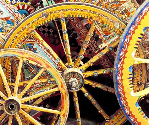 The history of the Sicilian horse drawn cart 